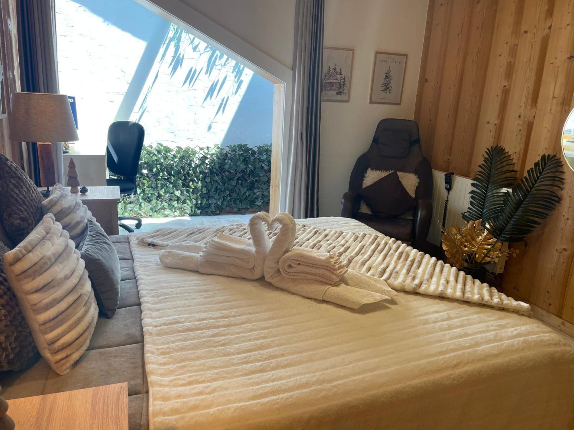 Rooftop 1 - Jacuzzi Prive Au Pied Du Monte-Blanco サランシュ エクステリア 写真
